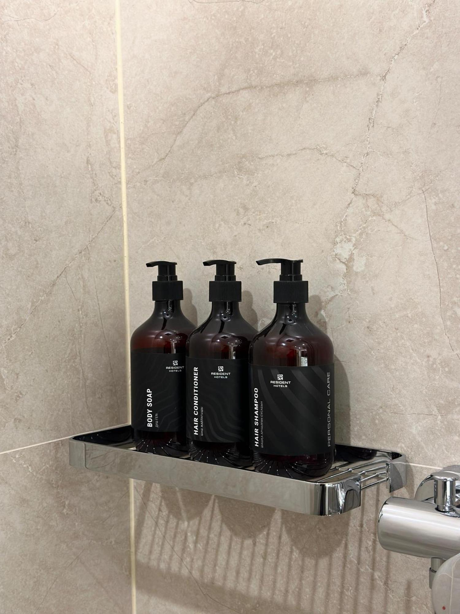 Resident Hotel Abay Алма Ата Екстериор снимка