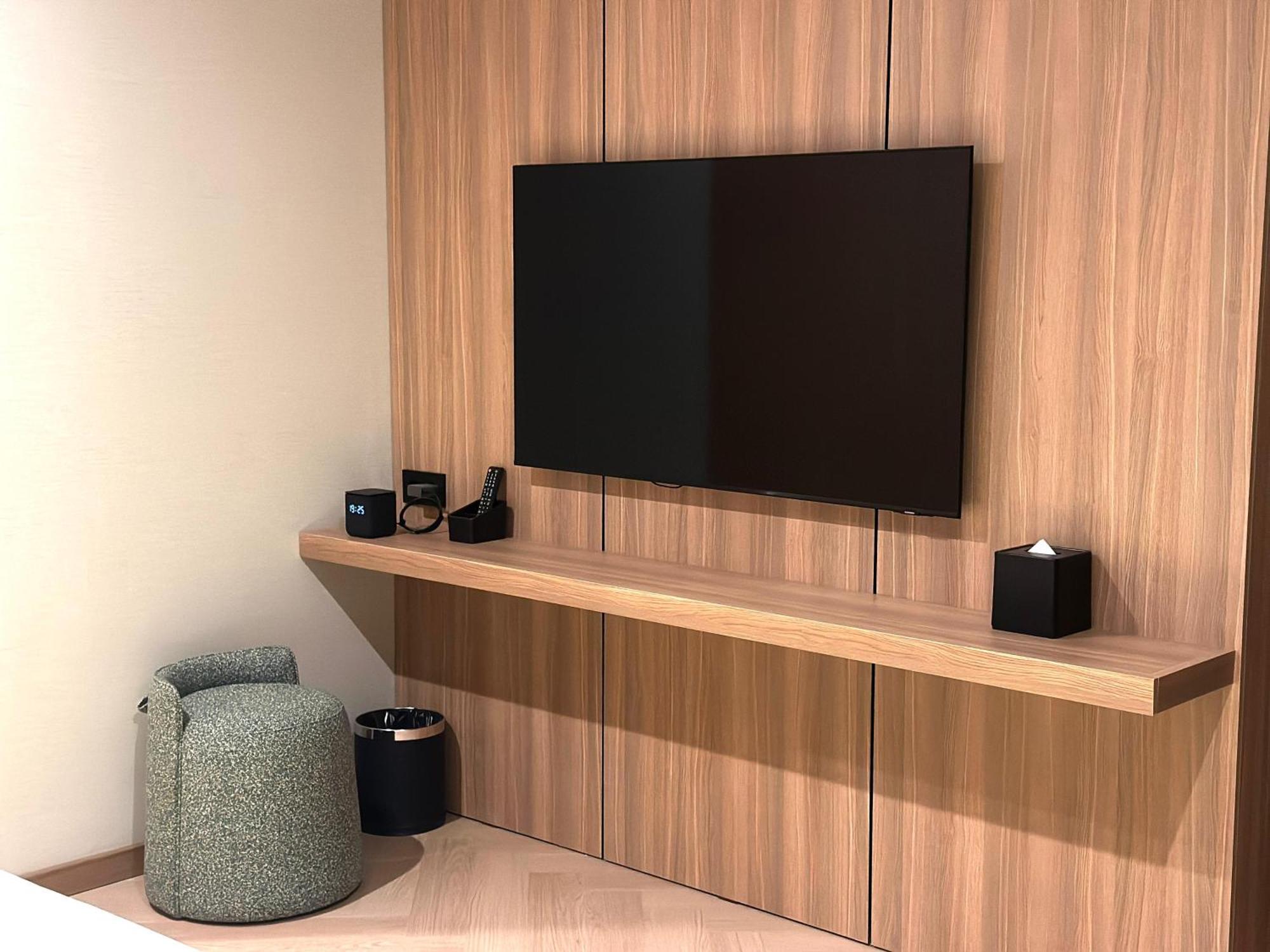 Resident Hotel Abay Алма Ата Екстериор снимка