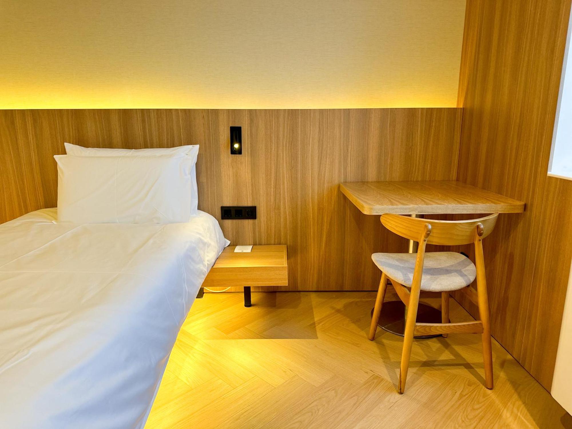 Resident Hotel Abay Алма Ата Екстериор снимка