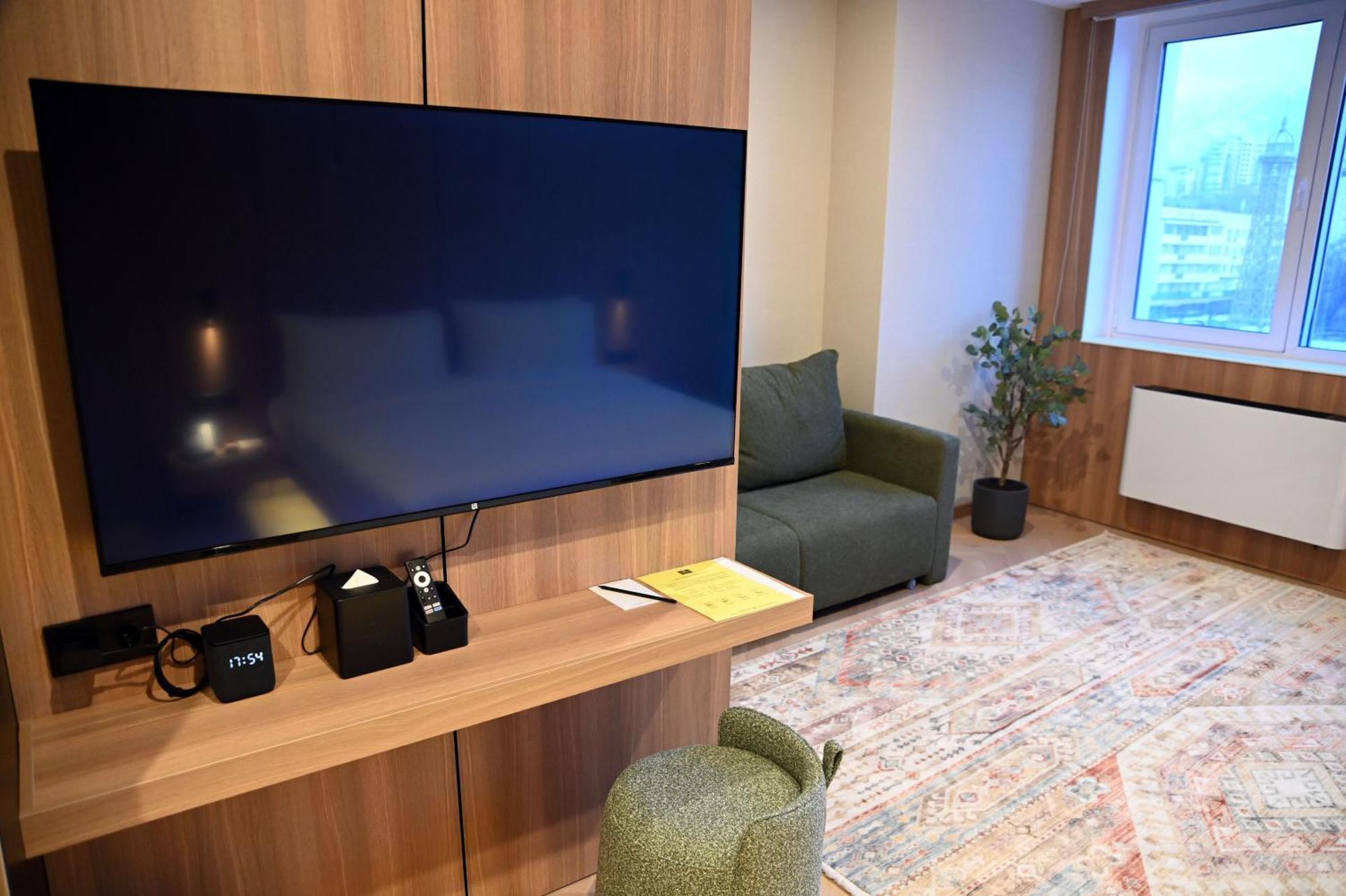 Resident Hotel Abay Алма Ата Екстериор снимка